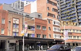Sydney Riseon Hotel